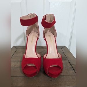 DREAM PAIRS Red Platform Heels 9 (Worn Once)